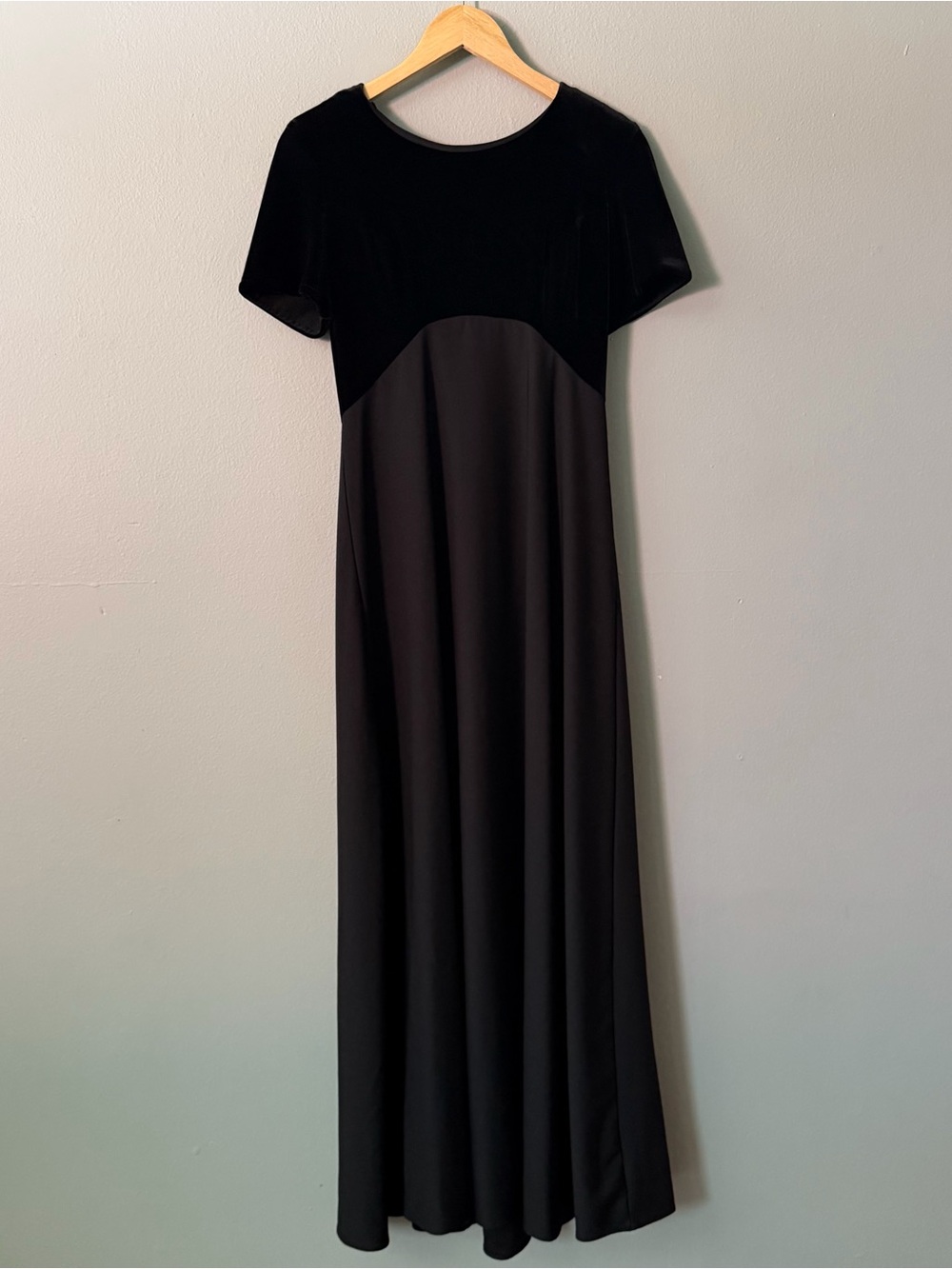 Vintage Black Whimsygoth Maxi Dress Minimalist Size 4